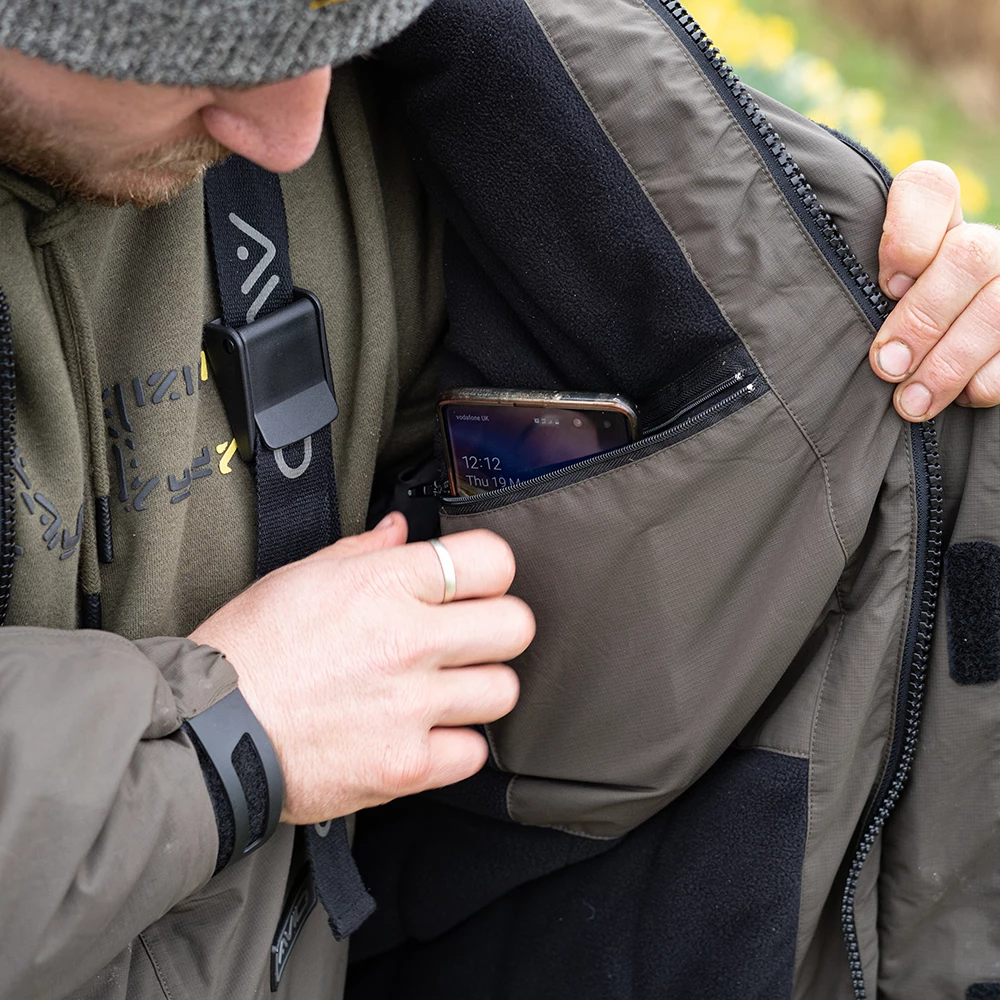 Avid Carp Arctic 50 Suit 10 Avid Carp Arctic 50 Suit - Image 10