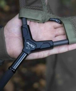 Avid Carp Breach Landing Net 42in