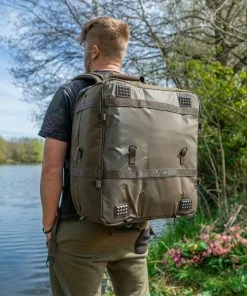 Avid Carp Compound Ruckbag -Glasgow Angling compound20ruckbag20right