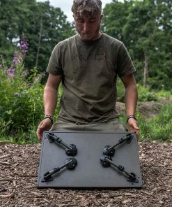 Avid Carp Doube Decker Bivvy Organser 9 Avid Carp Doube Decker Bivvy Organser -Glasgow Angling doube decker bivvy organser 3