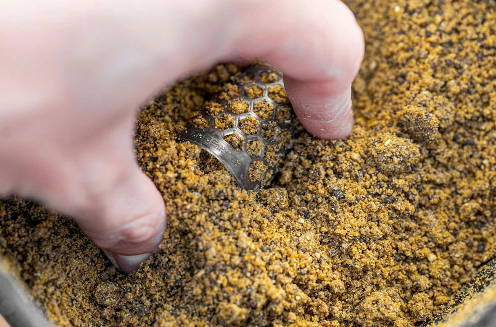 Preston Innovations Hexmesh Bullet Feeder 3 Preston Innovations Hexmesh Bullet Feeder - Image 3