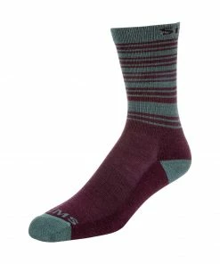 Simms Ladies Merino Lightweight Hiker Sock Garnet