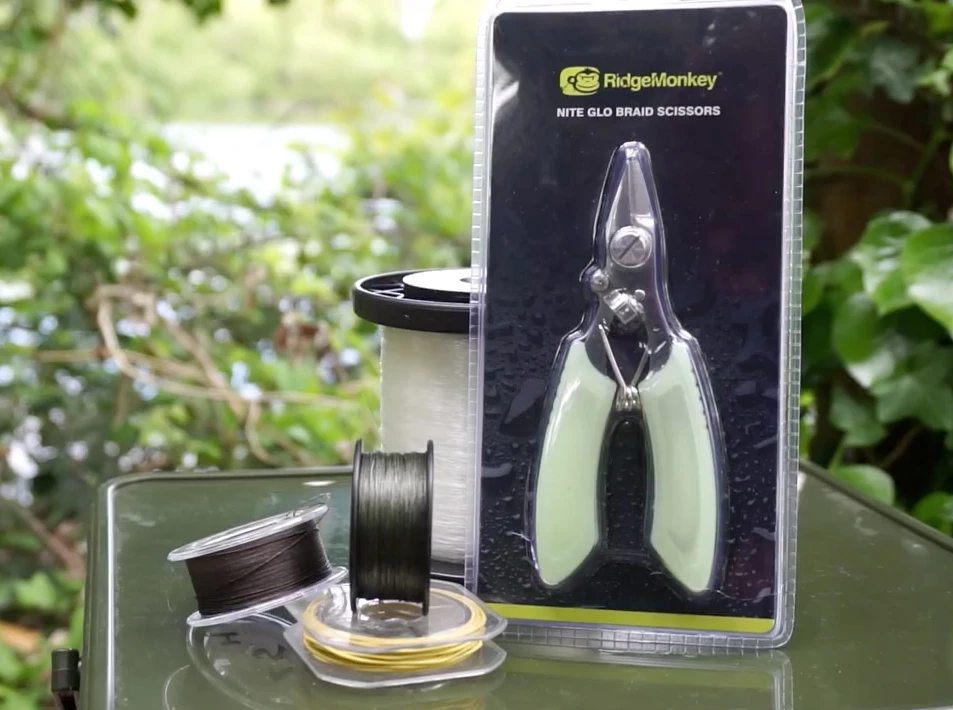 RidgeMonkey Nite-Glo Braid Scissors 2 RidgeMonkey Nite-Glo Braid Scissors - Image 2