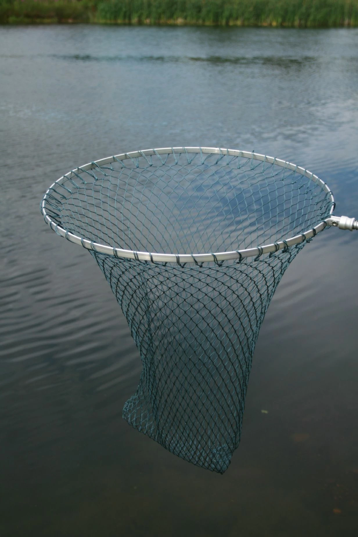 Sharpes Round Frame Sea Trout Telescopic Landing Net 1 Sharpes Round Frame Sea Trout Telescopic Landing Net