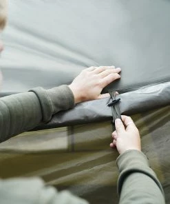 Avid Carp Screen House 3D -Glasgow Angling screen house 3d 5