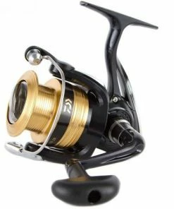 Daiwa Sweepfire Fixed Spool Reel